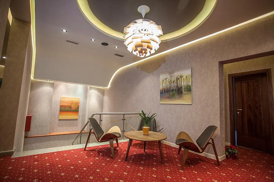 ****  La Boheme Hotel Tirana Albânia