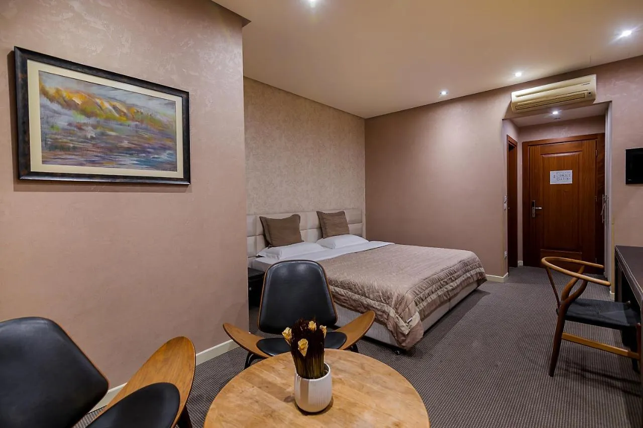 La Boheme Hotel Τίρανα