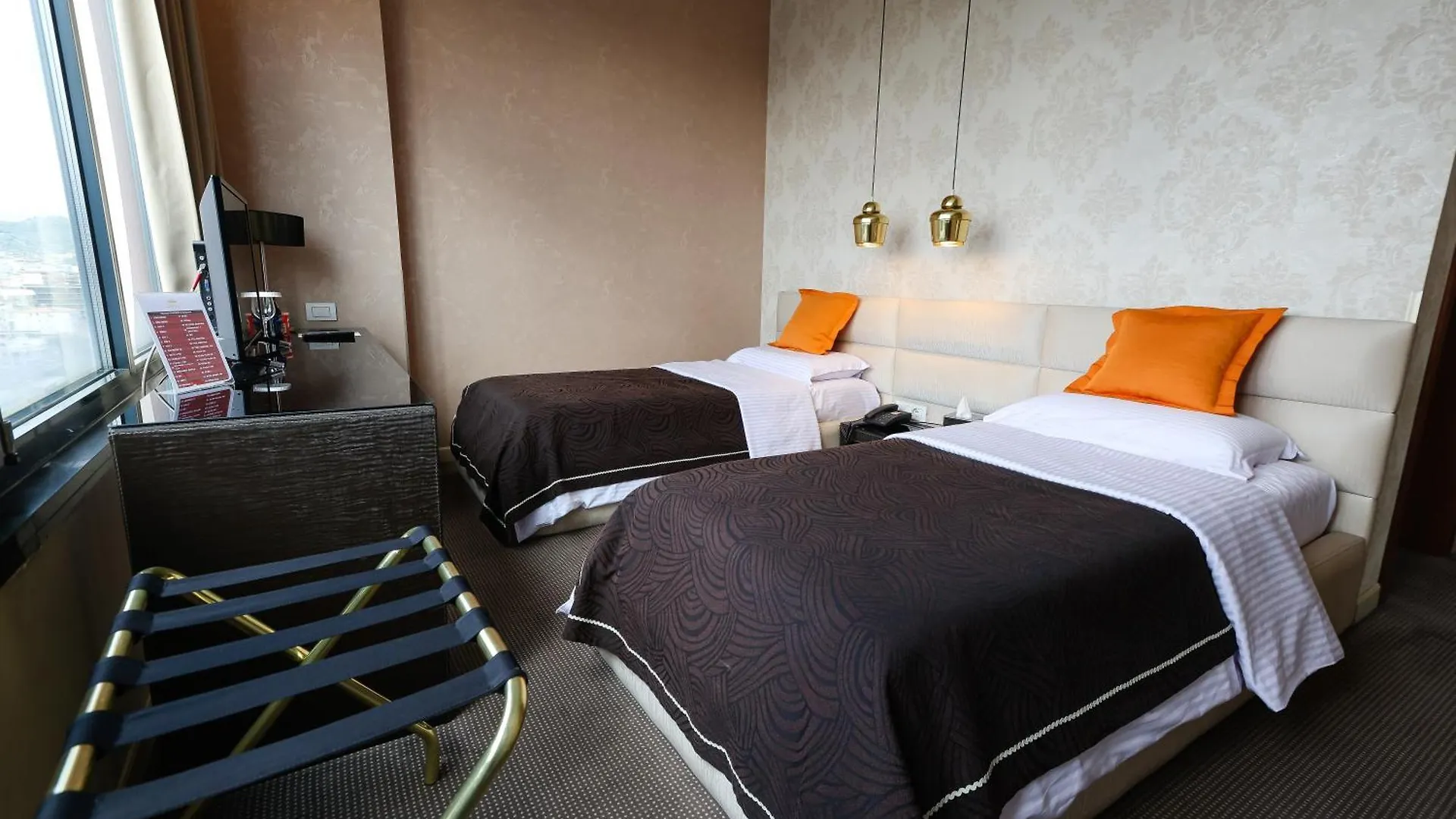 La Boheme Hotel Τίρανα