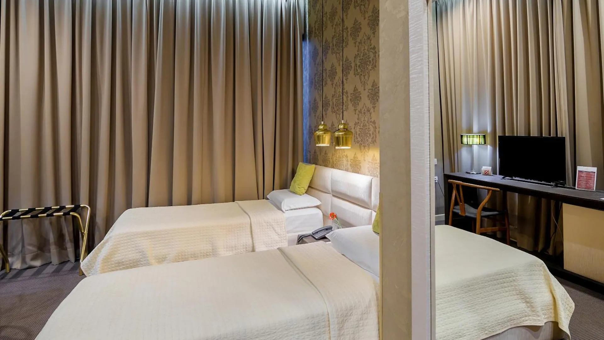 La Boheme Hotel Τίρανα