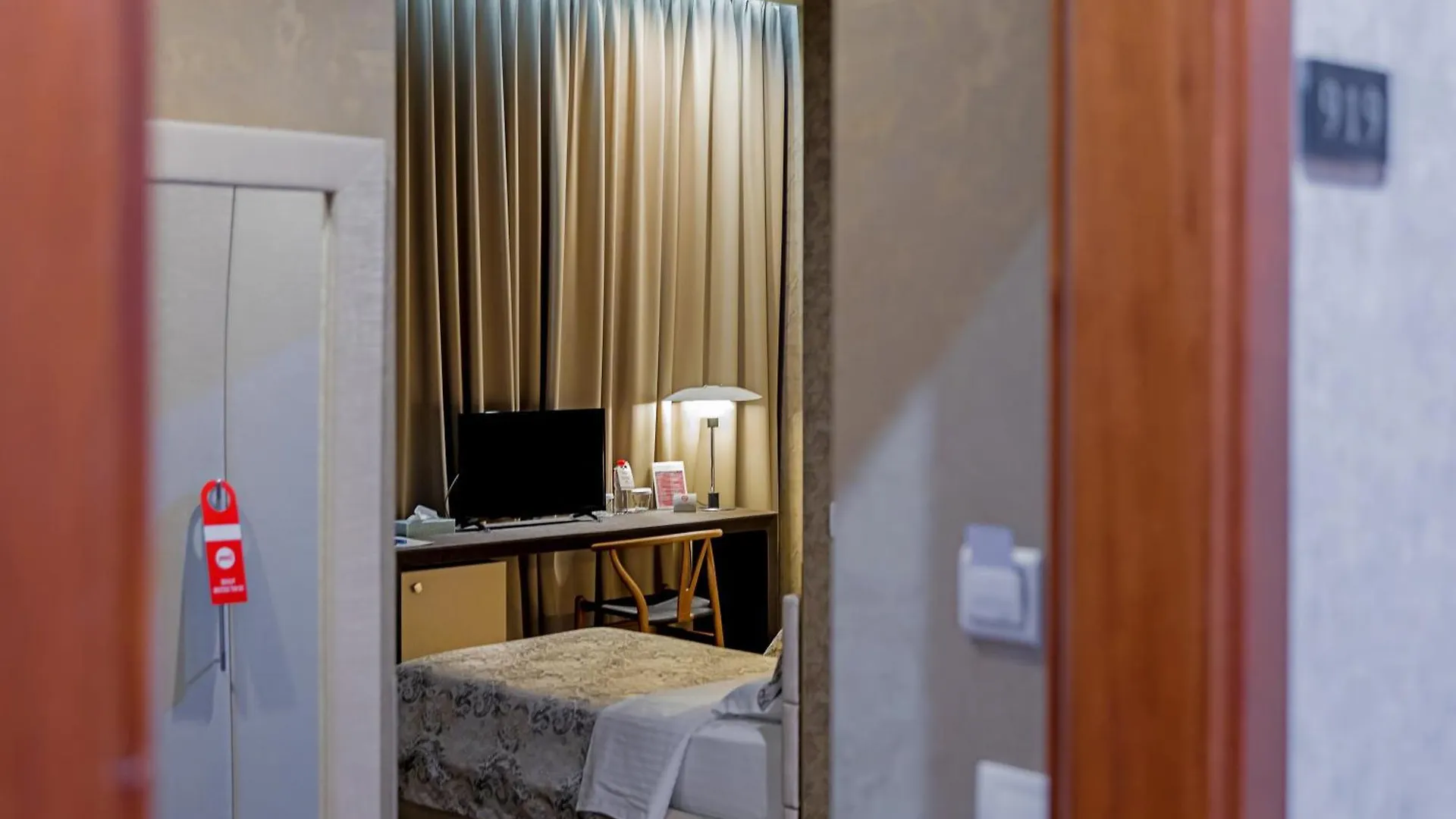 La Boheme Hotel Τίρανα 4*,