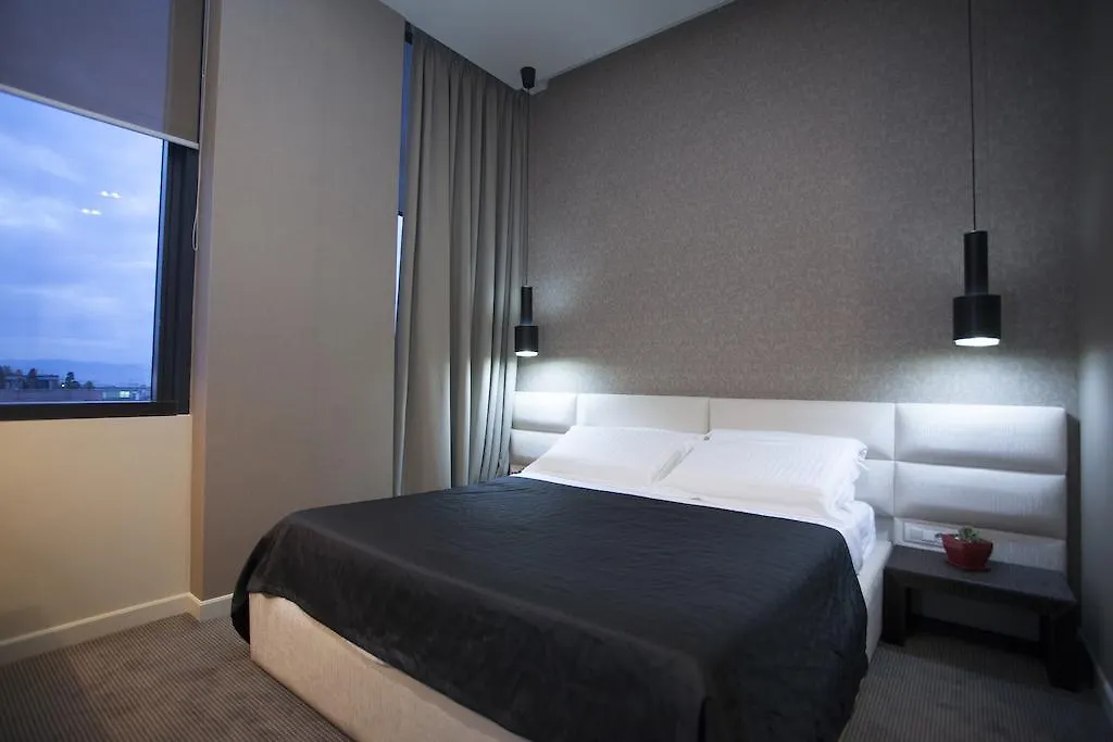 La Boheme Hotel Τίρανα