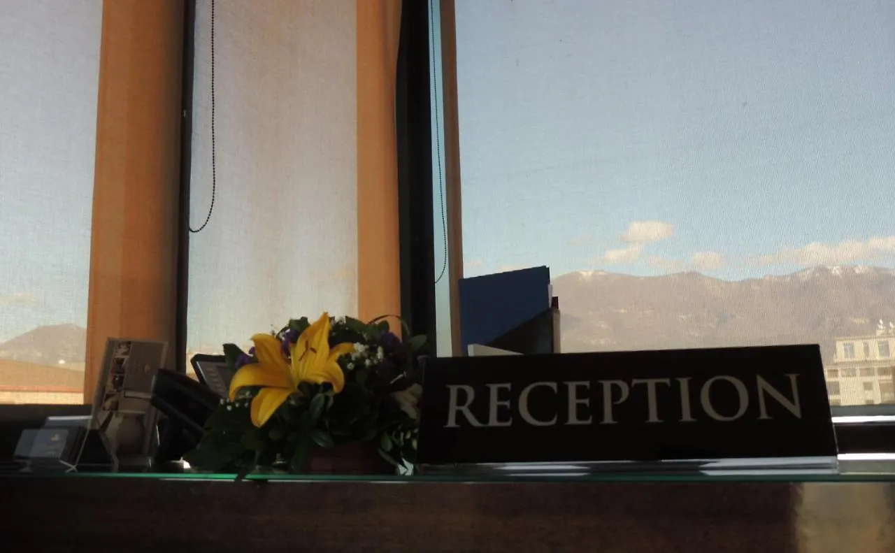 La Boheme Hotel Τίρανα